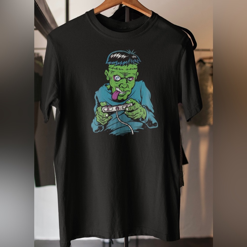 Zombie Frankenstein Gamer Halloween Men’s Black Tee NWT